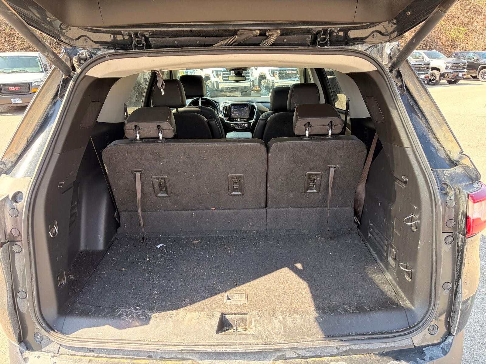 used 2021 Chevrolet Traverse car, priced at $37,200