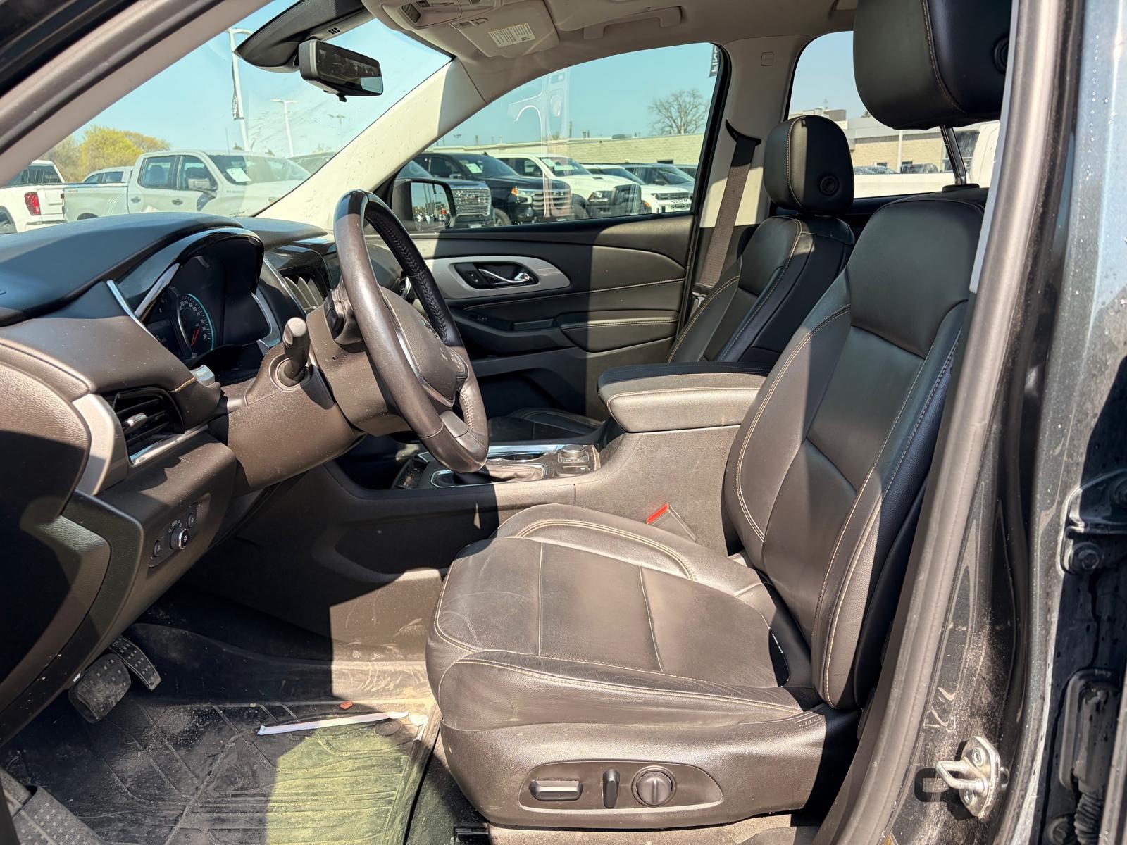 used 2021 Chevrolet Traverse car, priced at $37,200