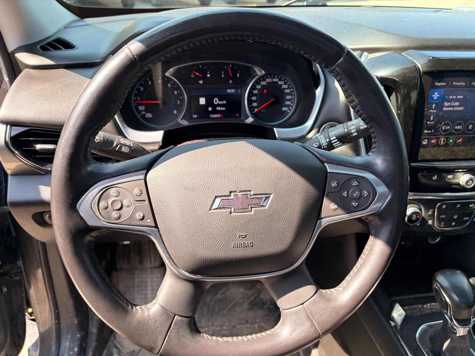 used 2021 Chevrolet Traverse car, priced at $37,200