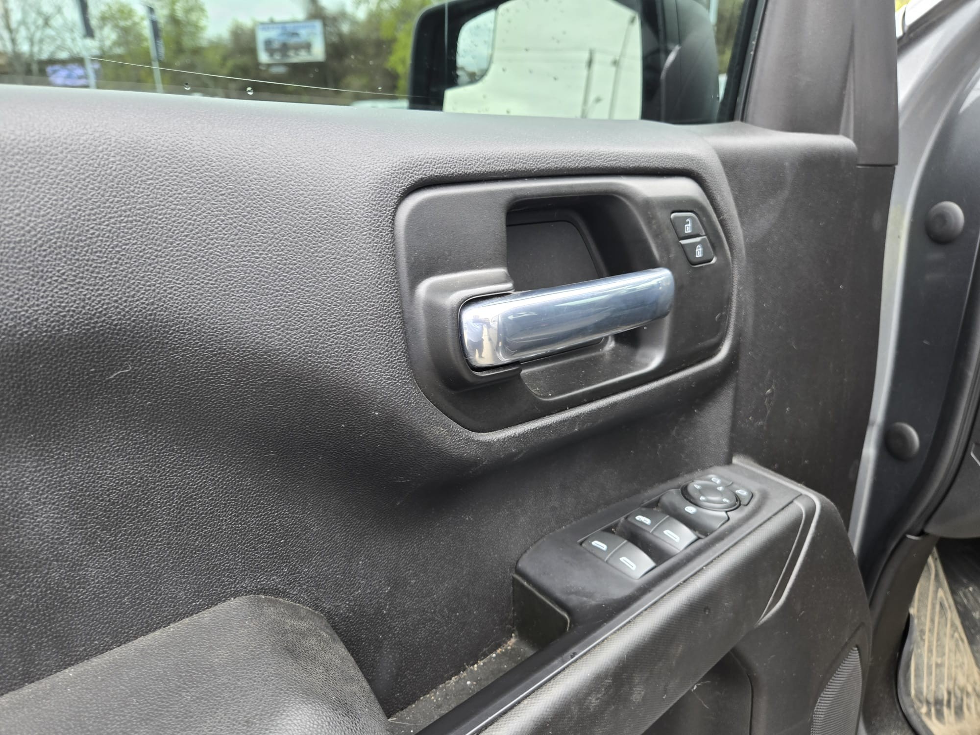 used 2021 GMC Sierra 1500 car, priced at $33,900