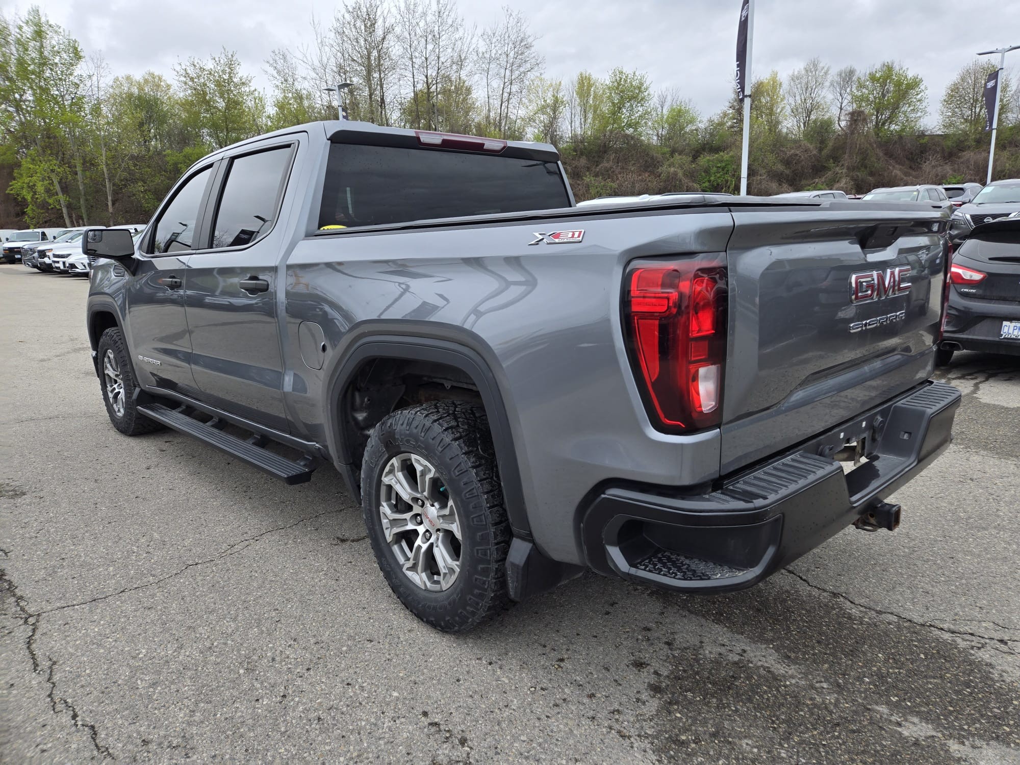 used 2021 GMC Sierra 1500 car, priced at $33,900