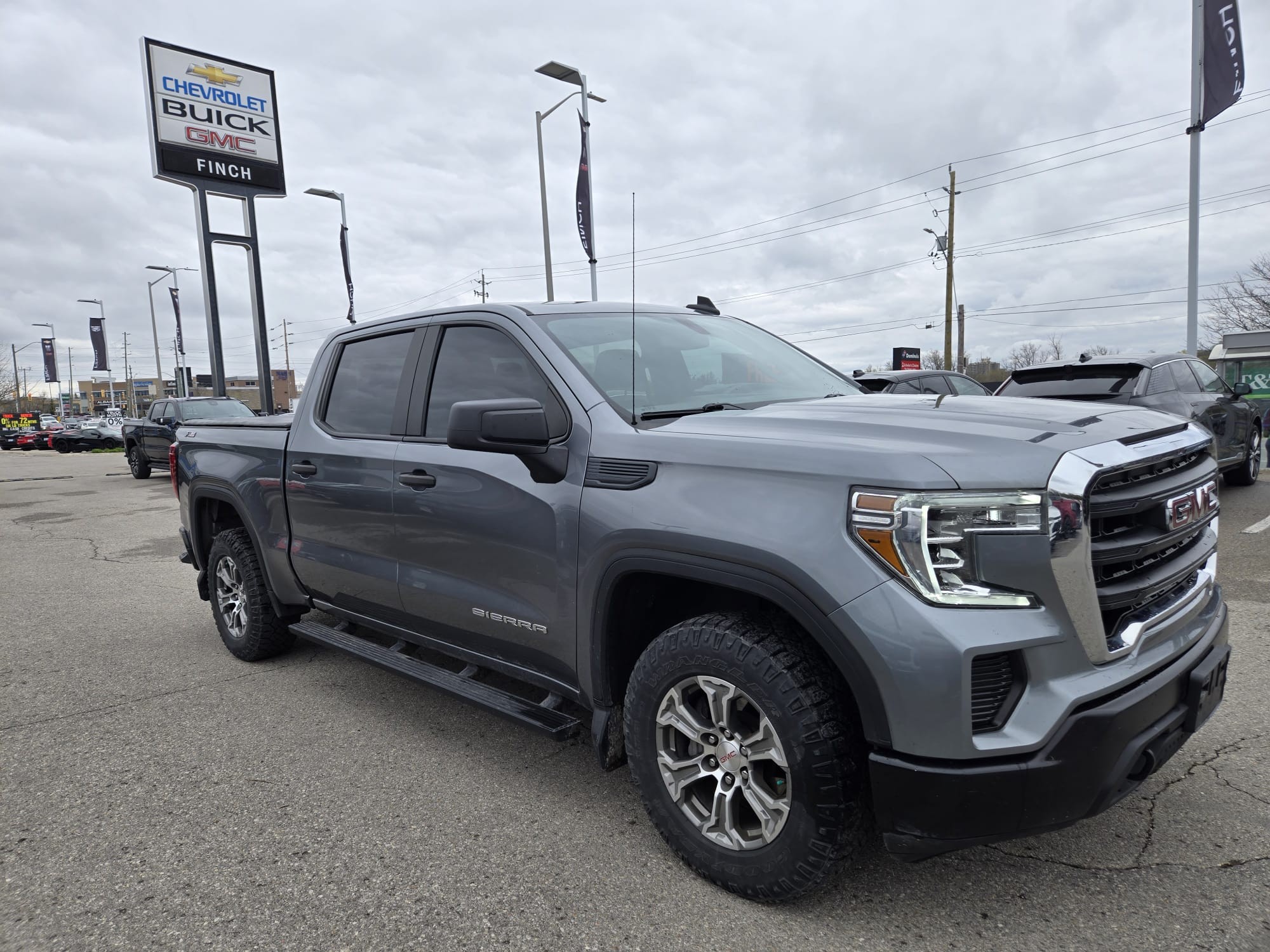 used 2021 GMC Sierra 1500 car, priced at $33,900