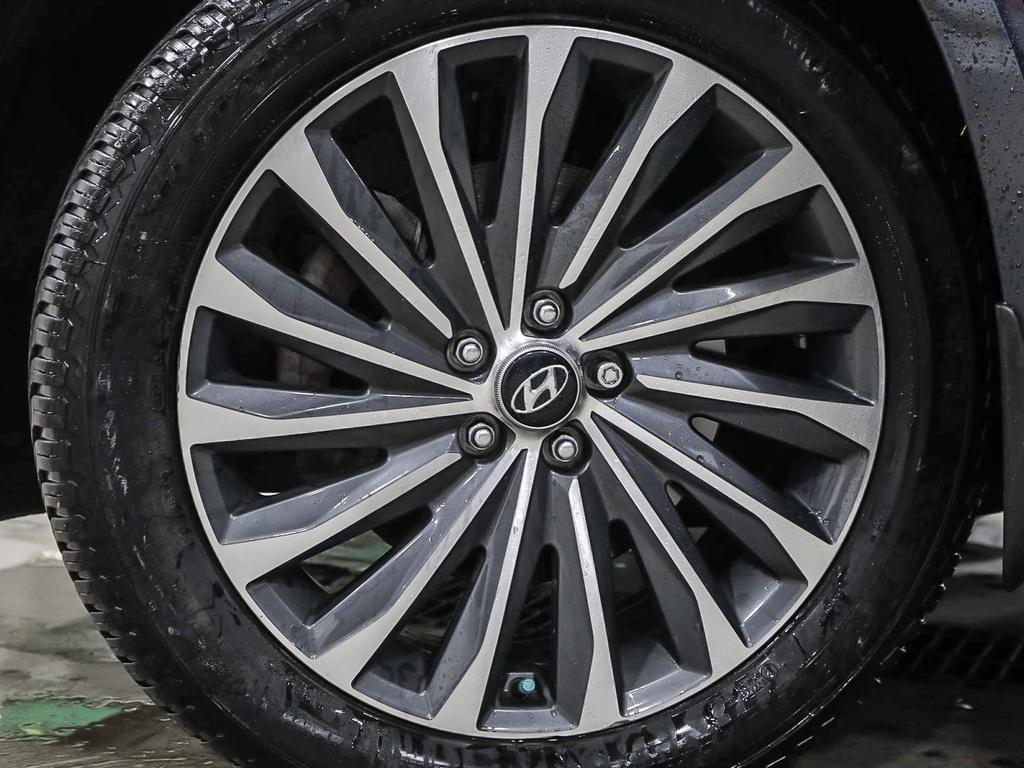 used 2023 Hyundai Palisade car, priced at $45,099