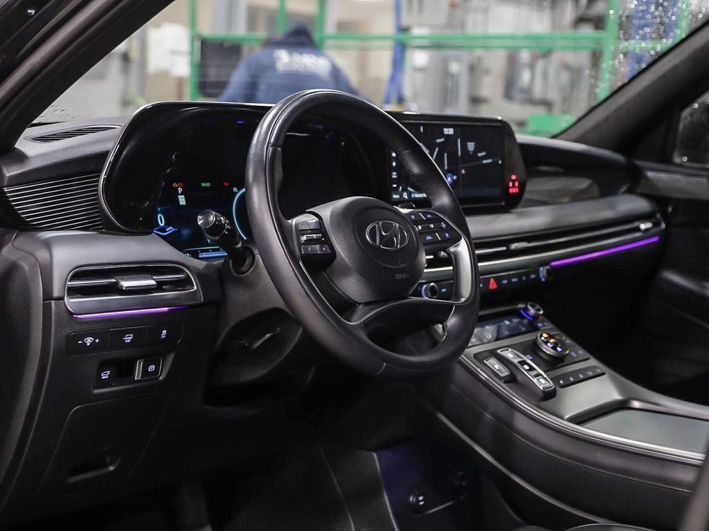 used 2023 Hyundai Palisade car, priced at $45,099