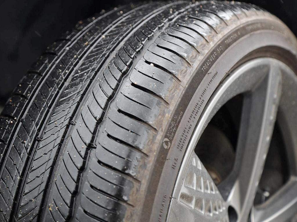 used 2025 Genesis GV70 car, priced at $65,097