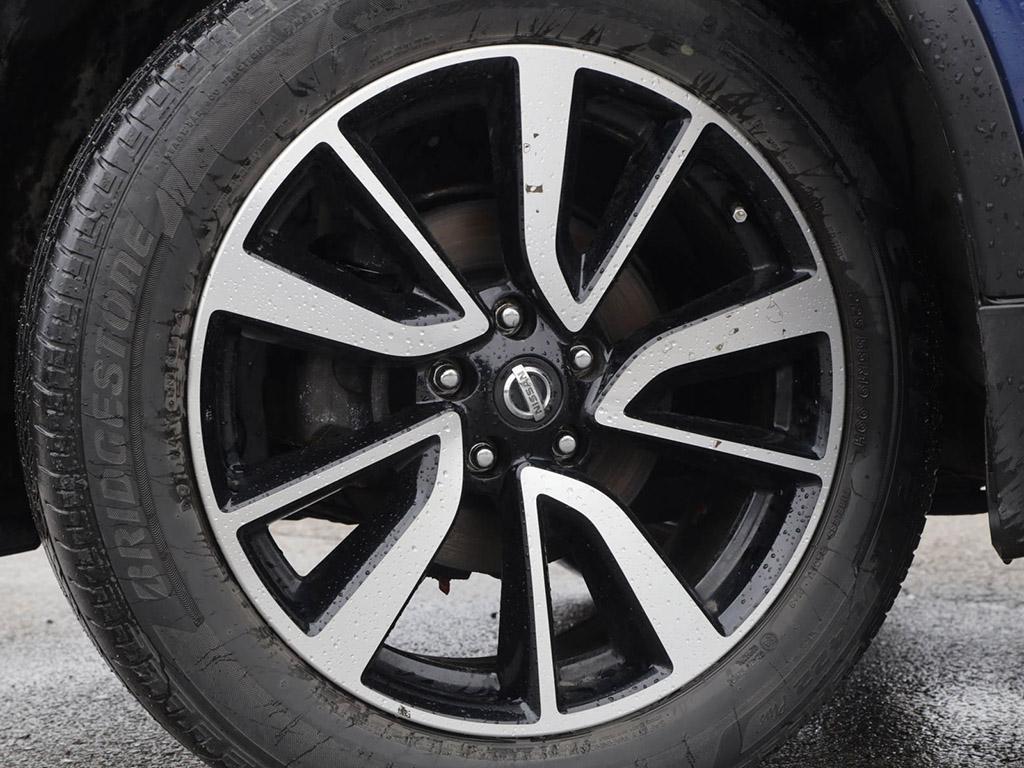 used 2017 Nissan Rogue car, priced at $17,597