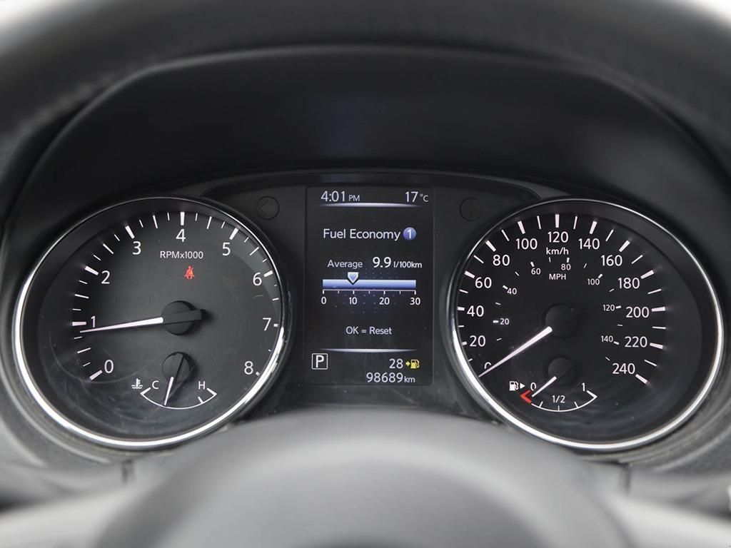 used 2017 Nissan Rogue car, priced at $17,597