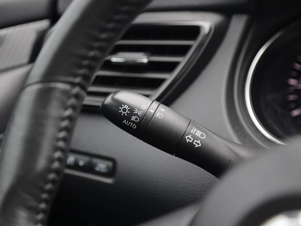 used 2017 Nissan Rogue car, priced at $17,597