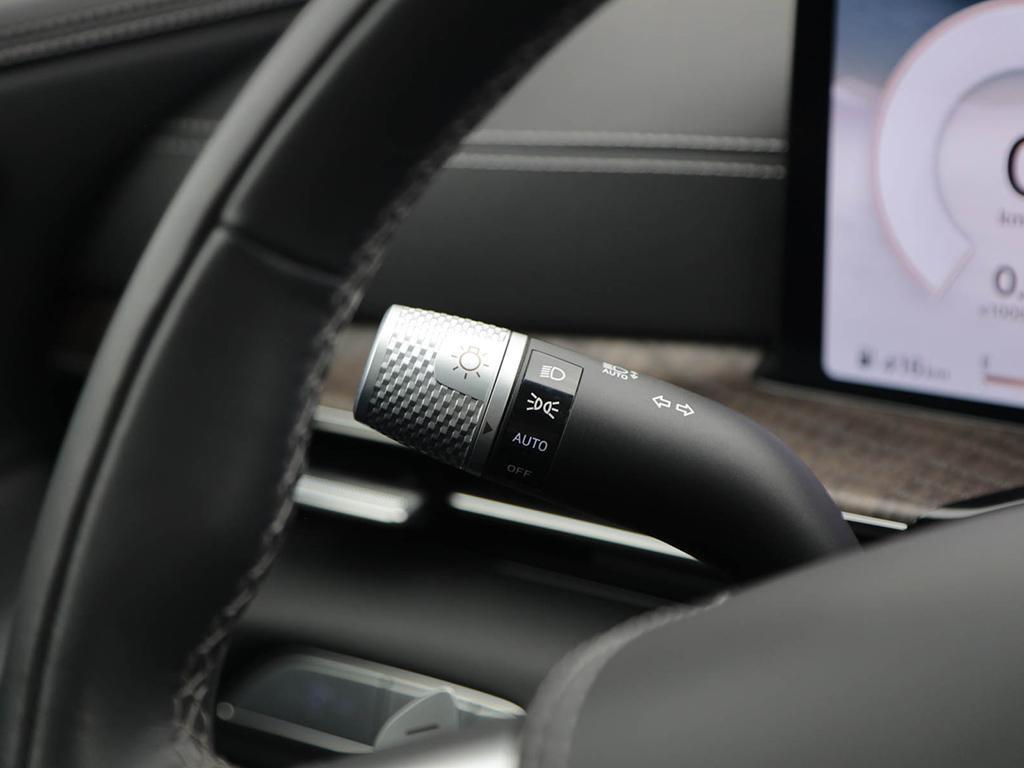 used 2025 Genesis GV80 car, priced at $75,097