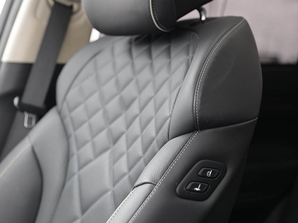 used 2025 Genesis GV80 car, priced at $75,097