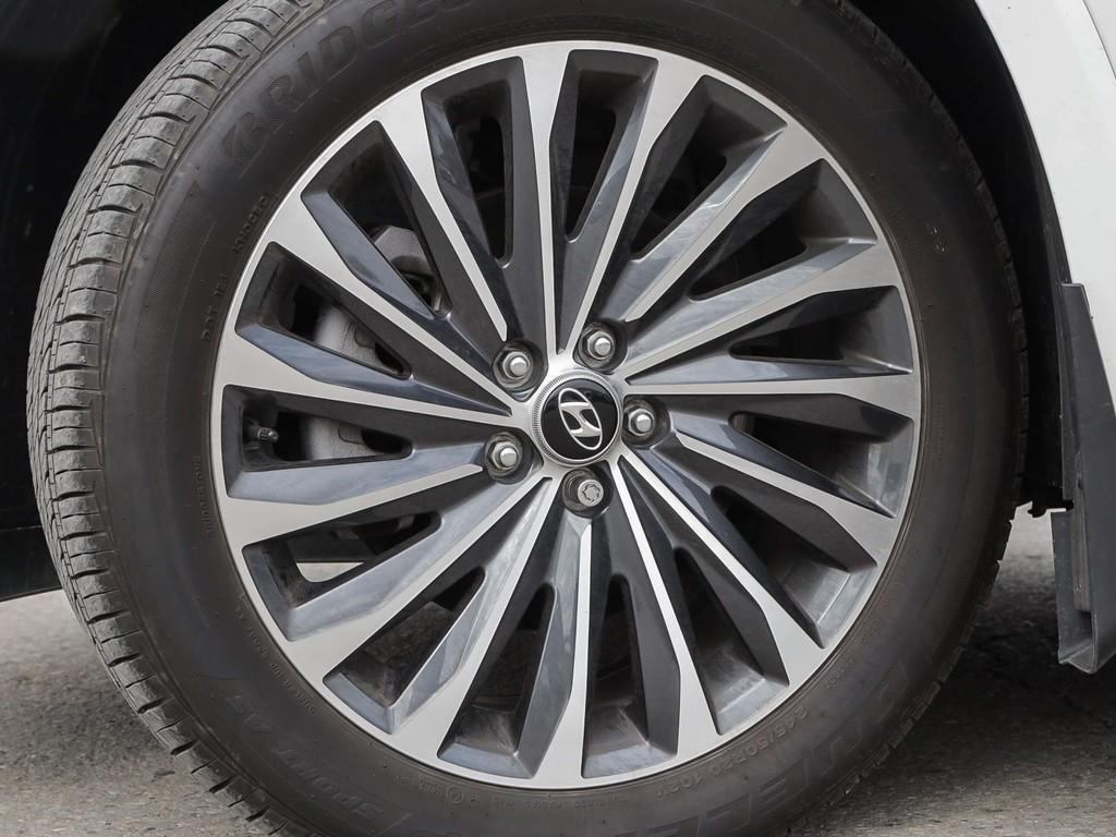 used 2025 Hyundai Palisade car, priced at $58,597