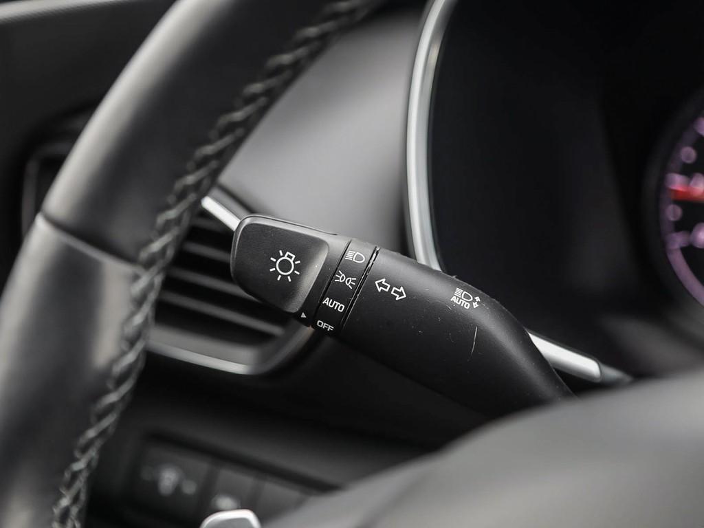 used 2023 Hyundai Santa Fe car, priced at $39,597