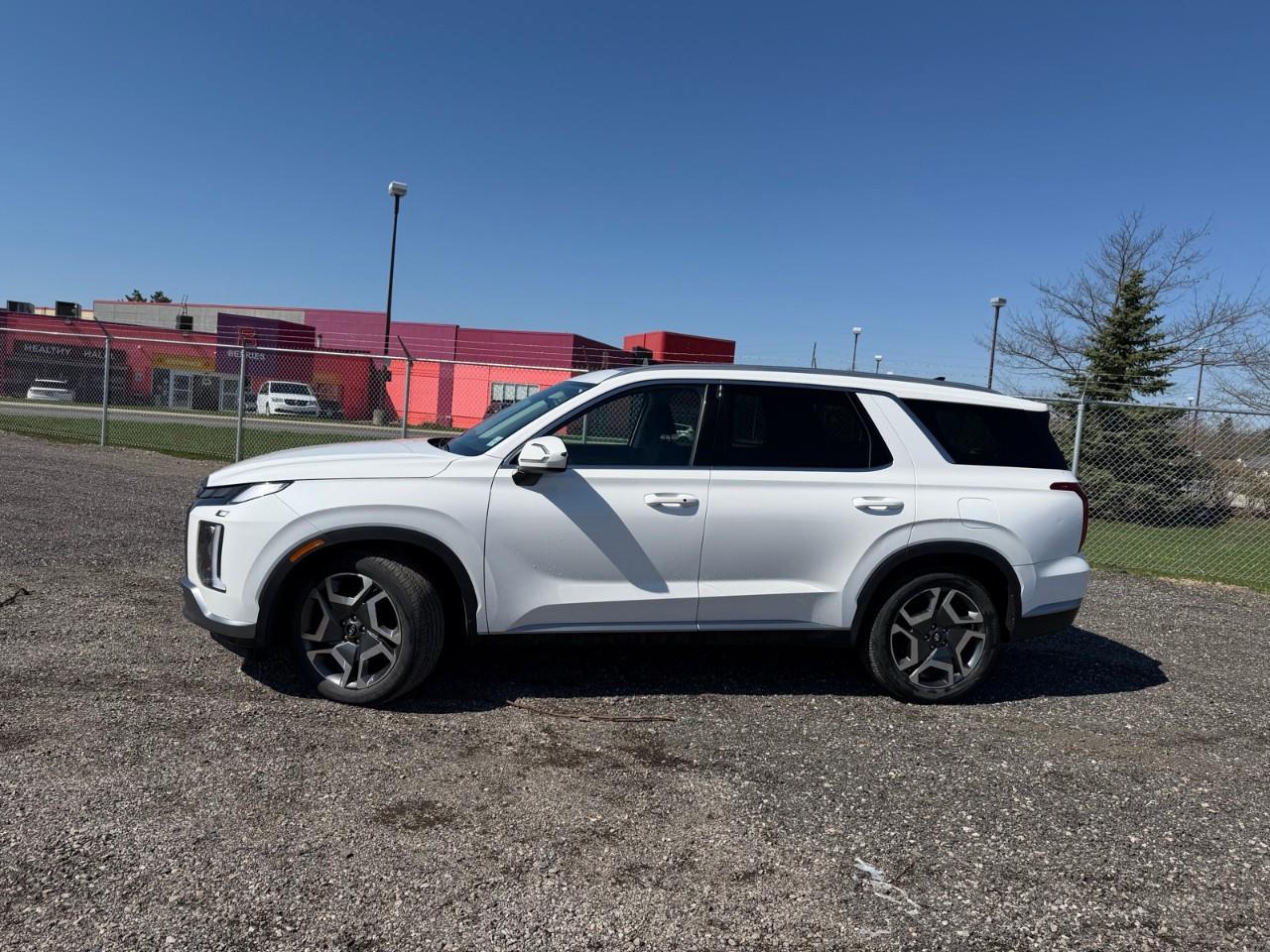 used 2023 Hyundai Palisade car, priced at $41,597