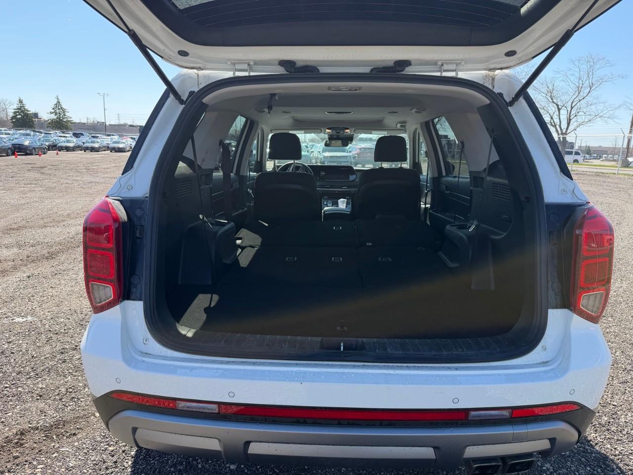 used 2023 Hyundai Palisade car, priced at $41,597