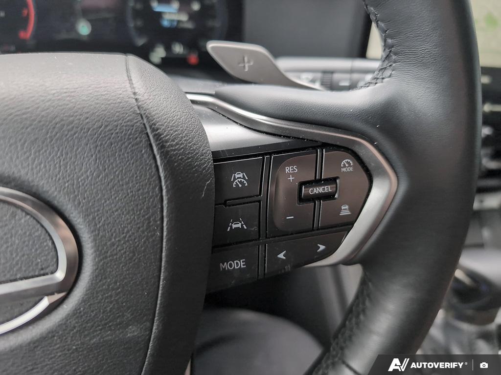 used 2025 Lexus GX 550 car, priced at $109,900