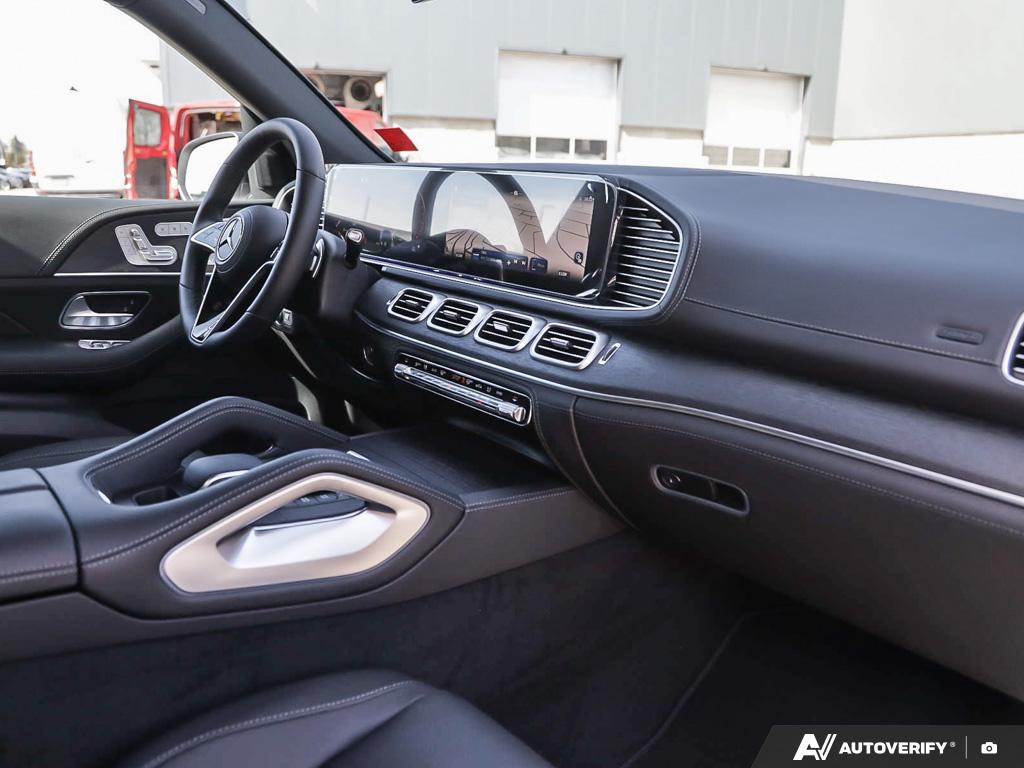 new 2026 Mercedes-Benz GLE 450 car, priced at $114,813