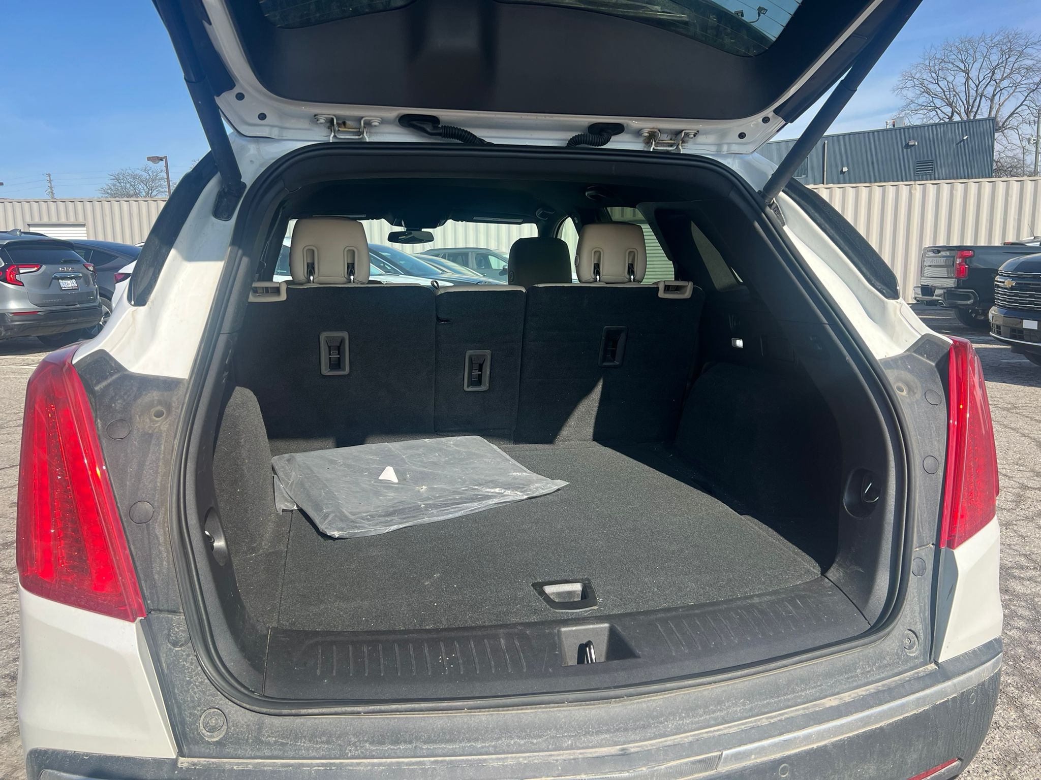 used 2019 Cadillac XT5 car, priced at $26,500