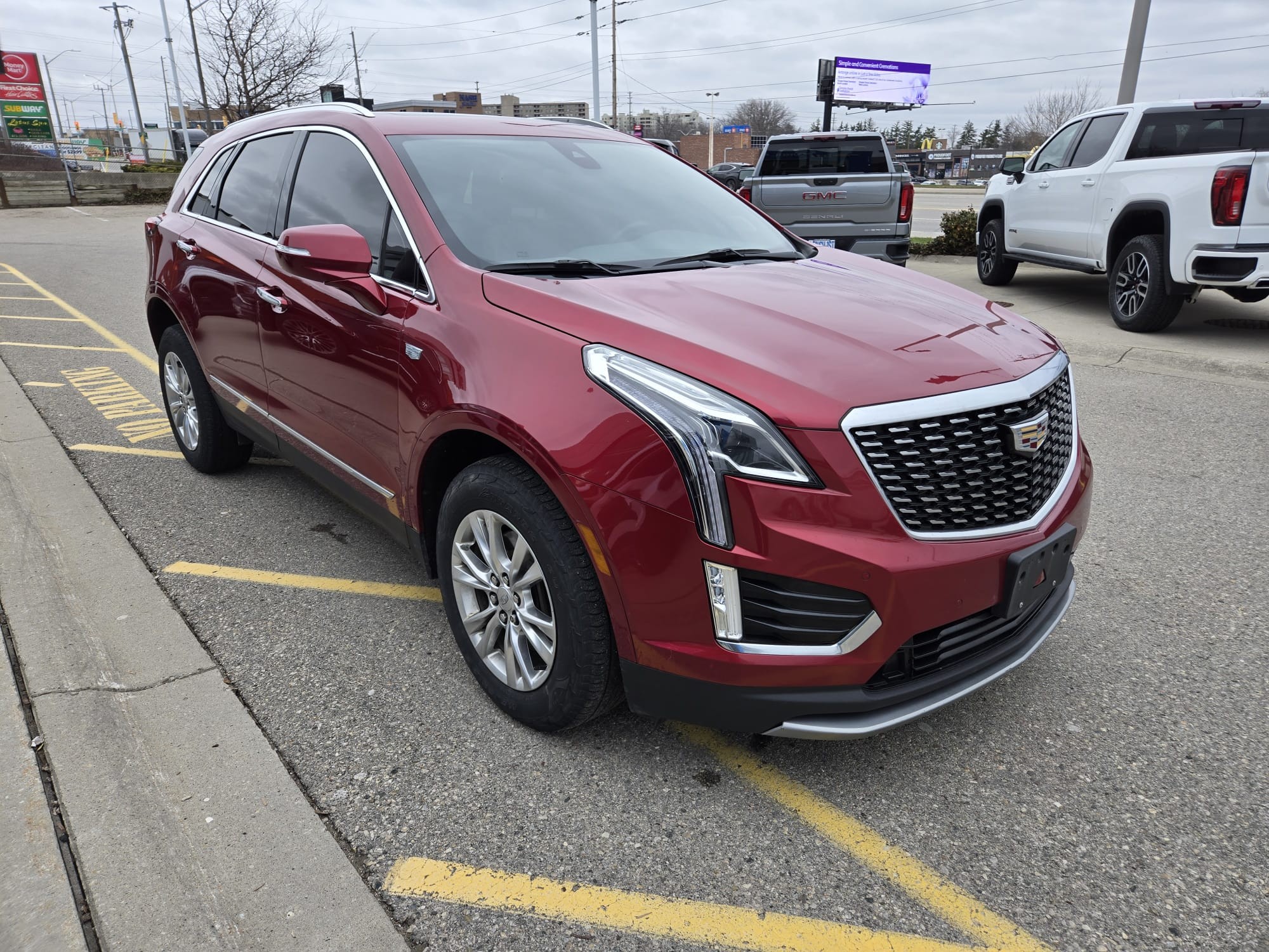 used 2020 Cadillac XT5 car, priced at $6,500