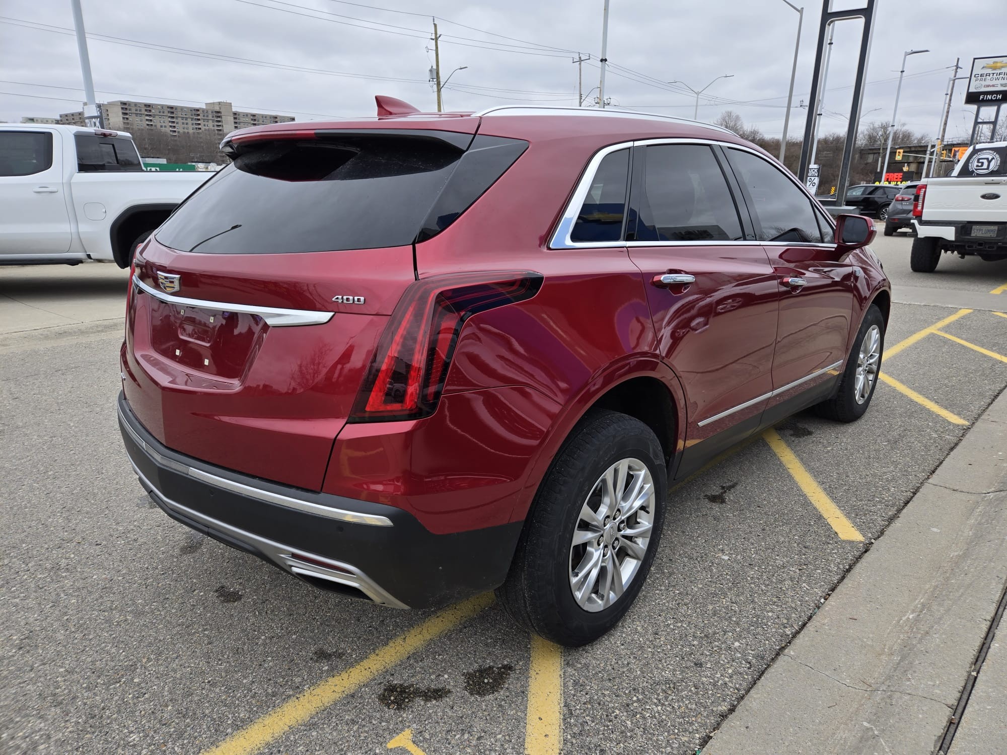used 2020 Cadillac XT5 car, priced at $6,500