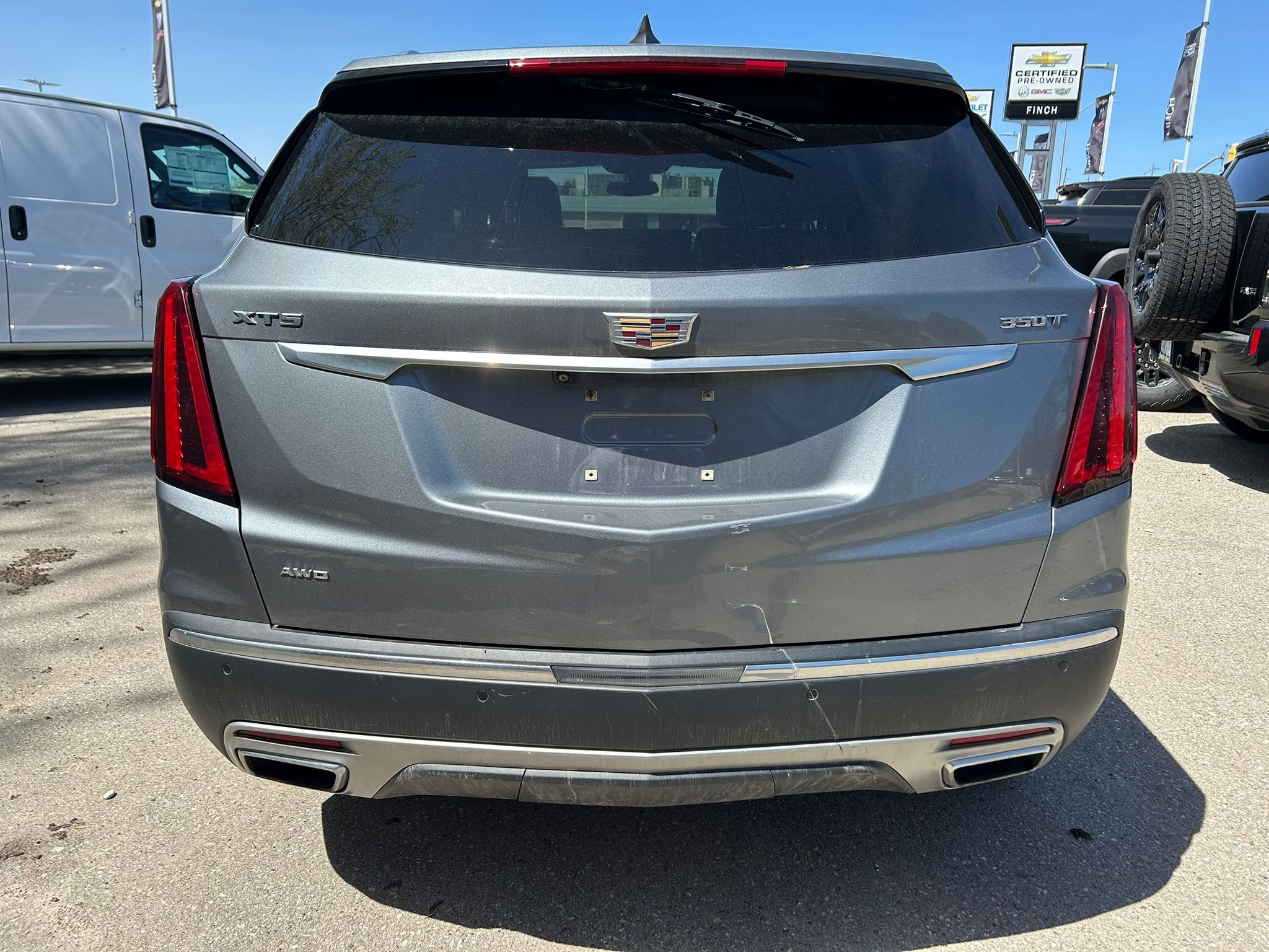 used 2021 Cadillac XT5 car, priced at $29,500