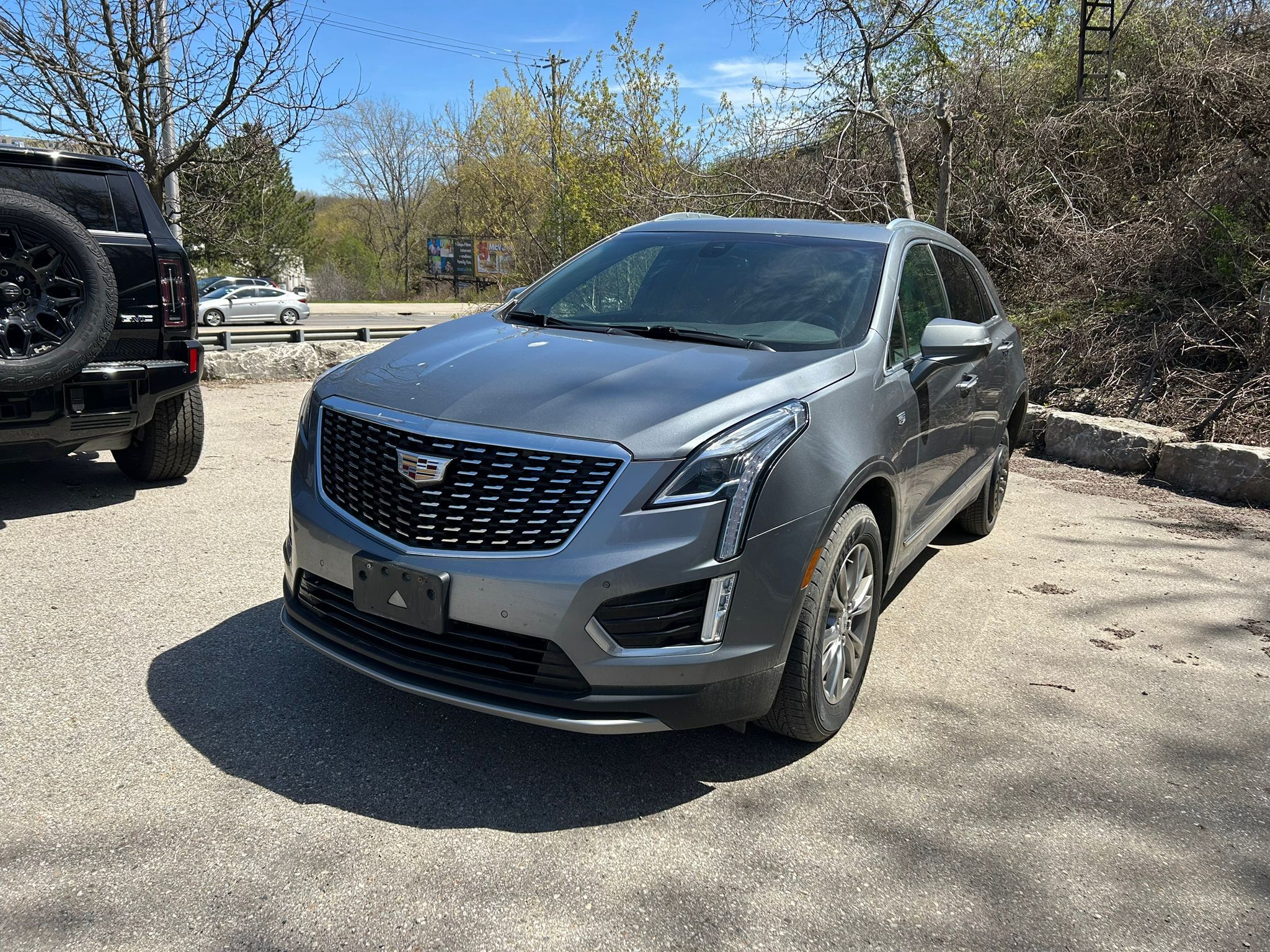 used 2021 Cadillac XT5 car, priced at $29,500