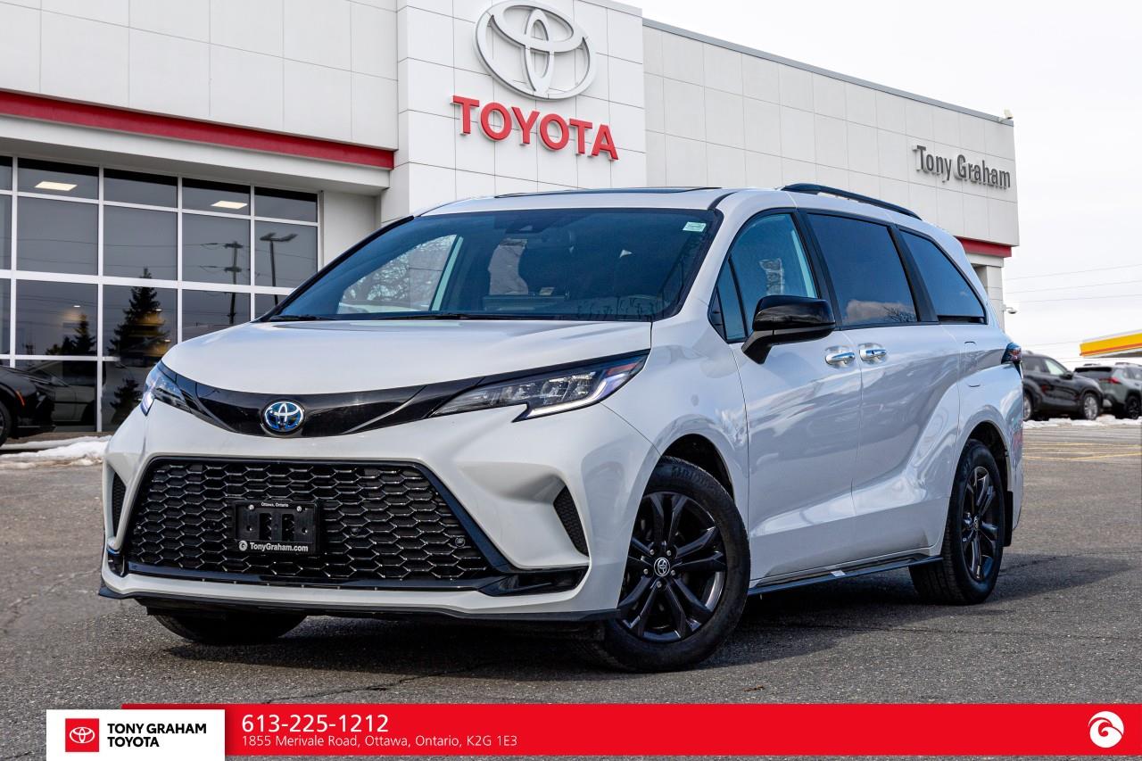 2025 Toyota Sienna XSE 7-Passenger AWD