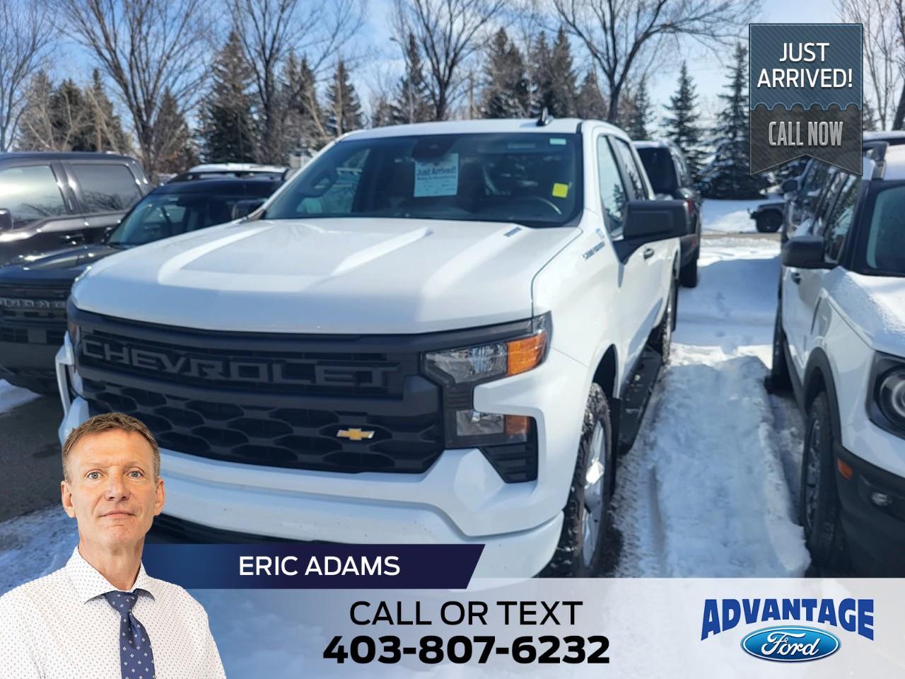 Chevrolet Silverado 1500 Custom Crew Cab 4WD 2024