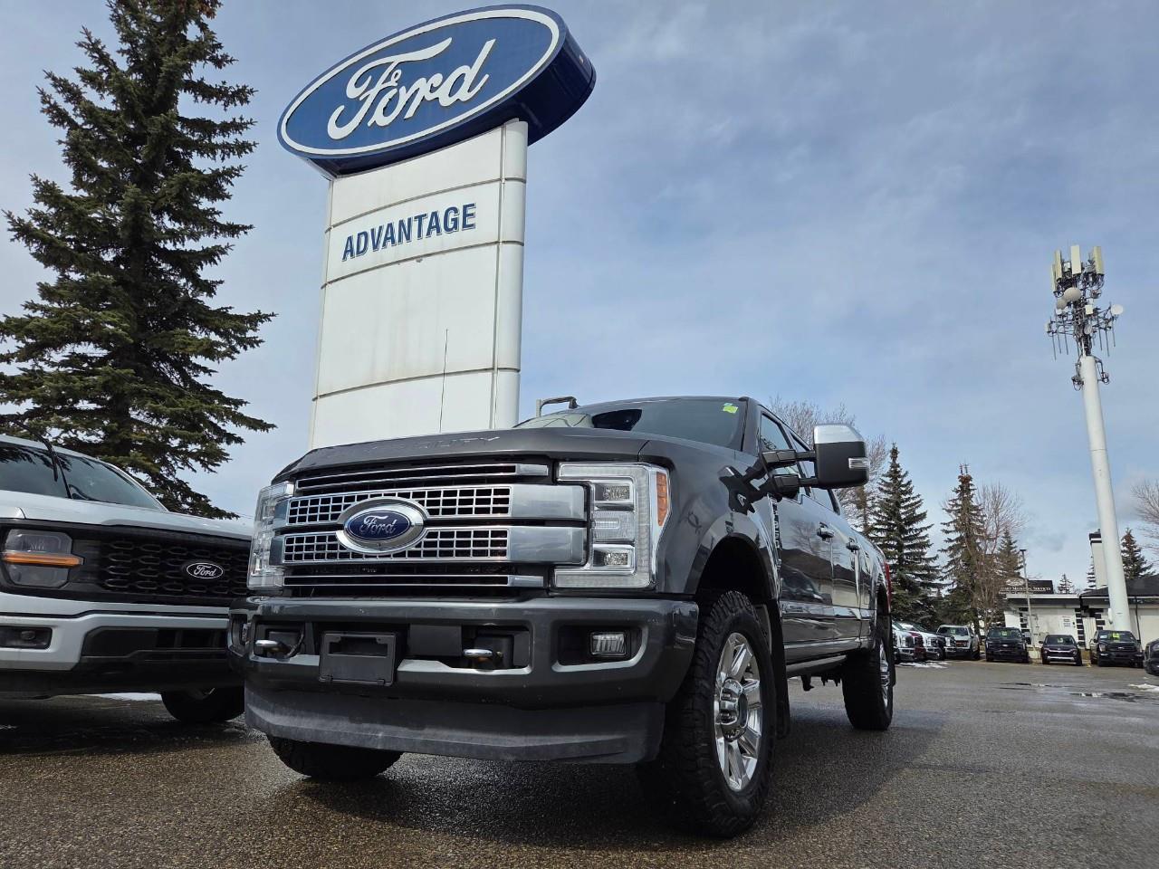 2019 Ford F-350 Super Duty Platinum Crew Cab 4WD