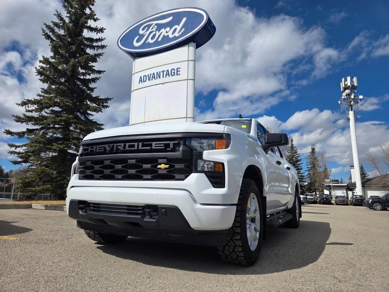 2024 Chevrolet Silverado 1500 Custom Crew Cab 4WD