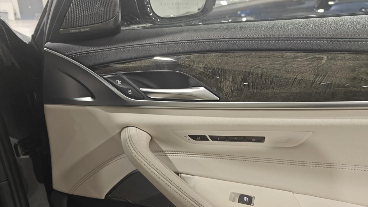 2021 BMW 540i xDrive, 多伦多, 全款车