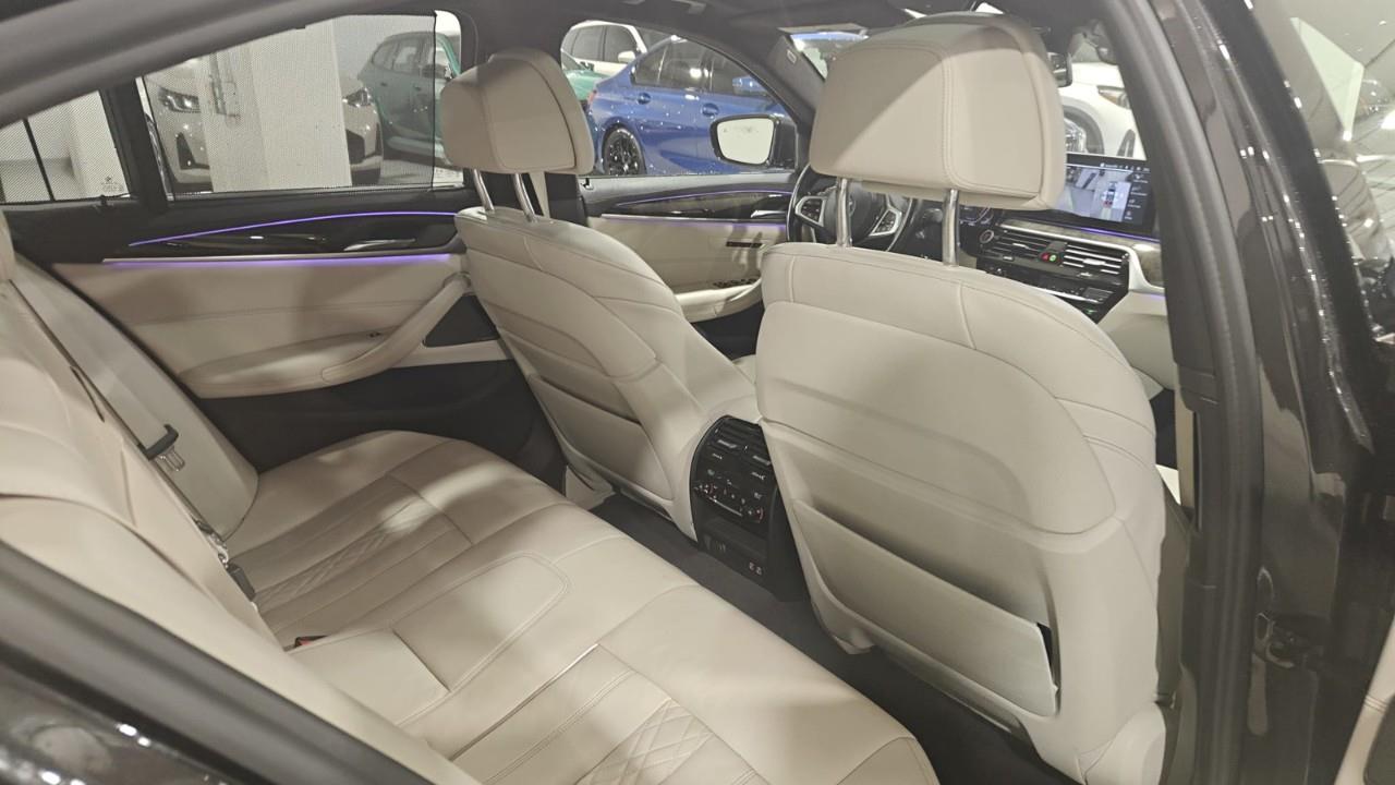 2021 BMW 540i xDrive, 多伦多, 全款车