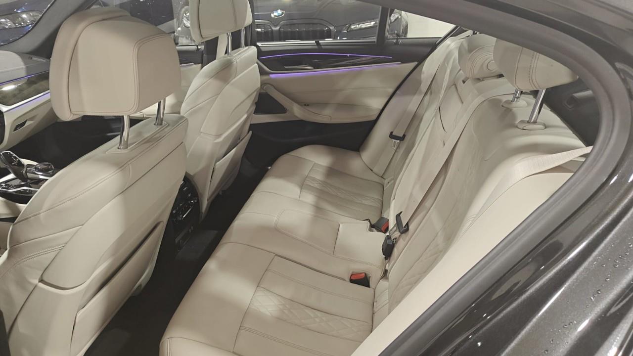 2021 BMW 540i xDrive, 多伦多, 全款车