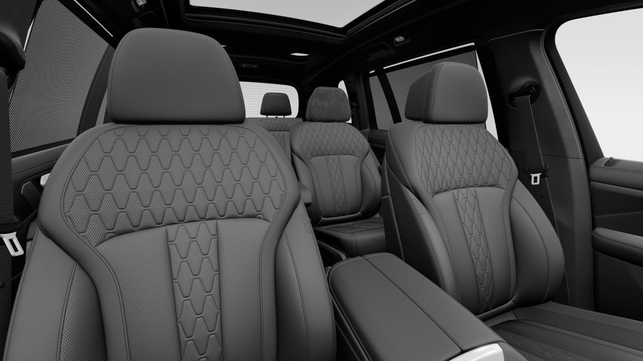 used 2026 BMW X7 car, priced at $149,437