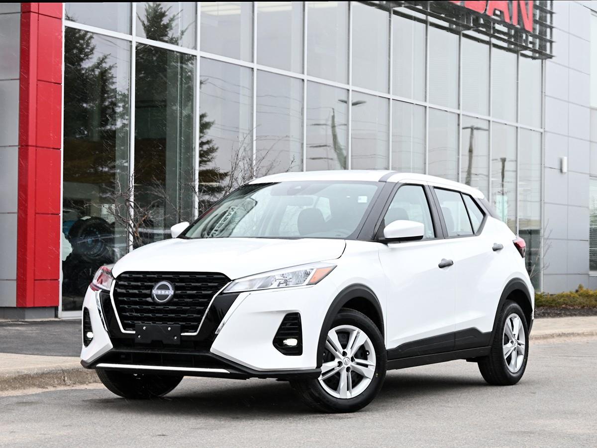 2025 Nissan Kicks Play S FWD