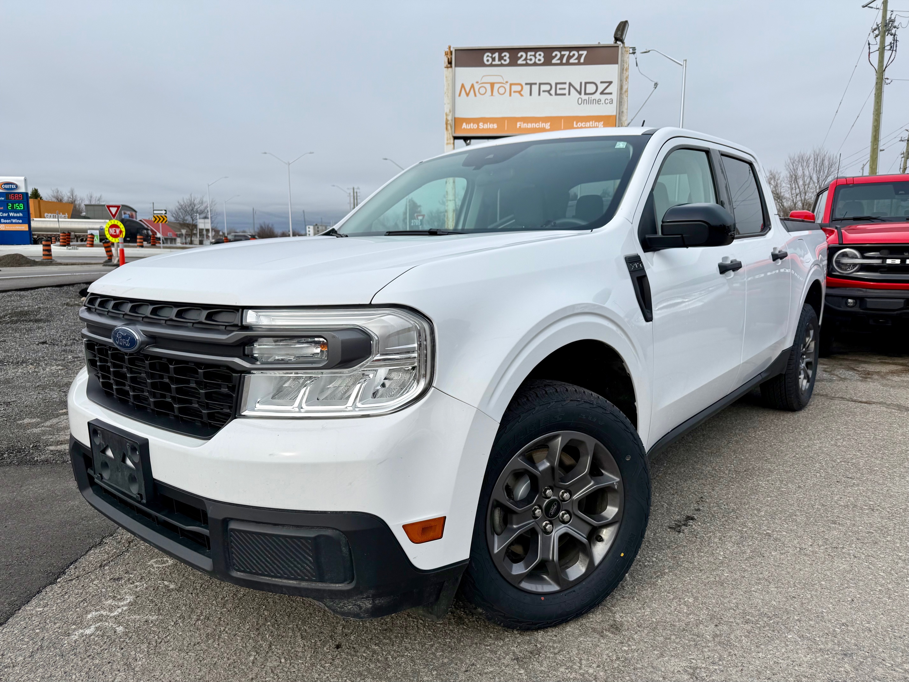 2022 Ford Maverick XL SuperCrew AWD