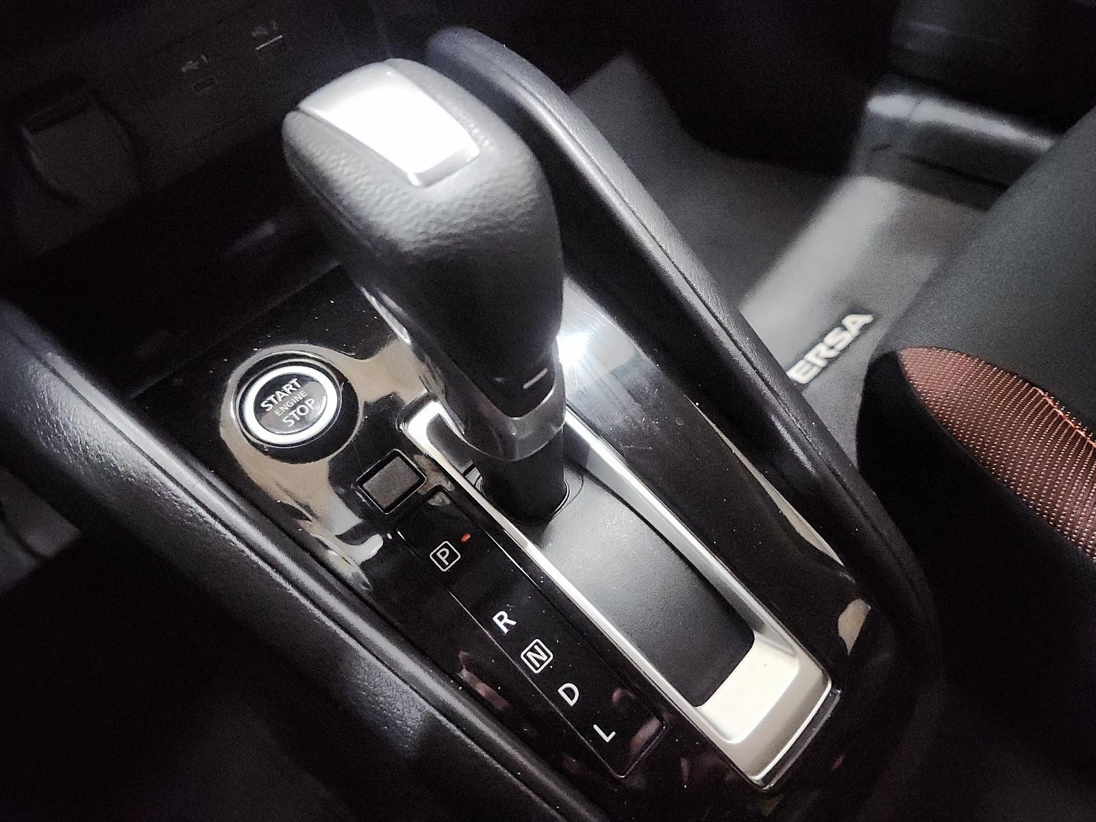 2024 Nissan Versa SR