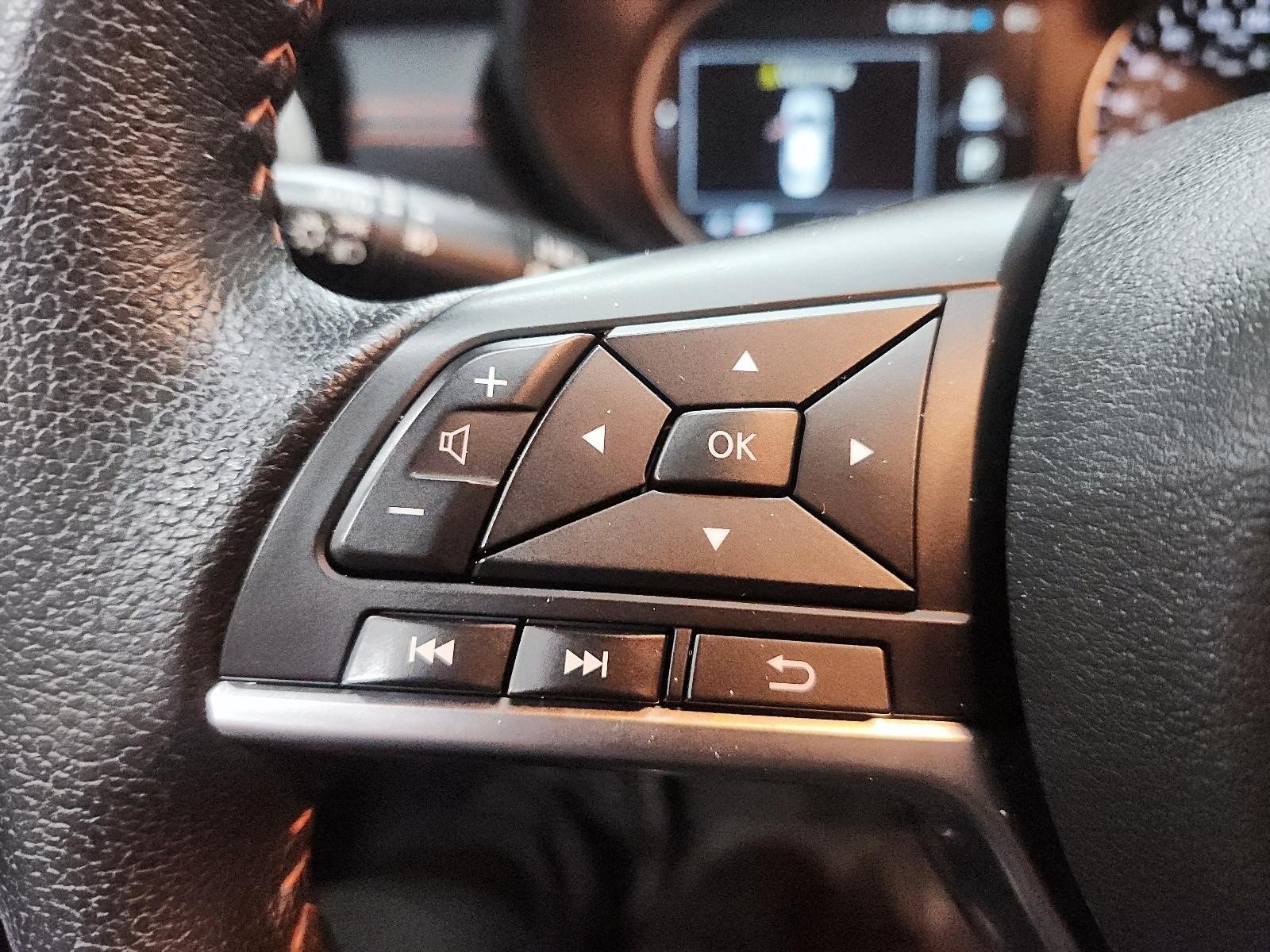 2024 Nissan Versa SR