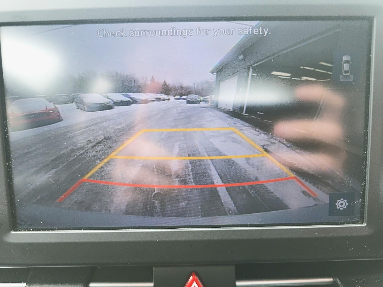 2022 Hyundai Elantra Preferred w/Sun & Tech Pkg