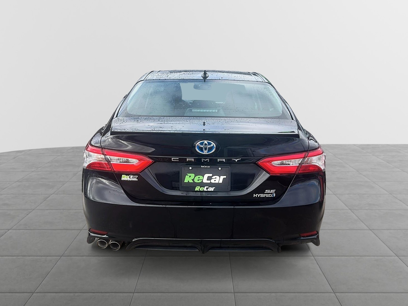 2020 Toyota Camry Hybrid SE