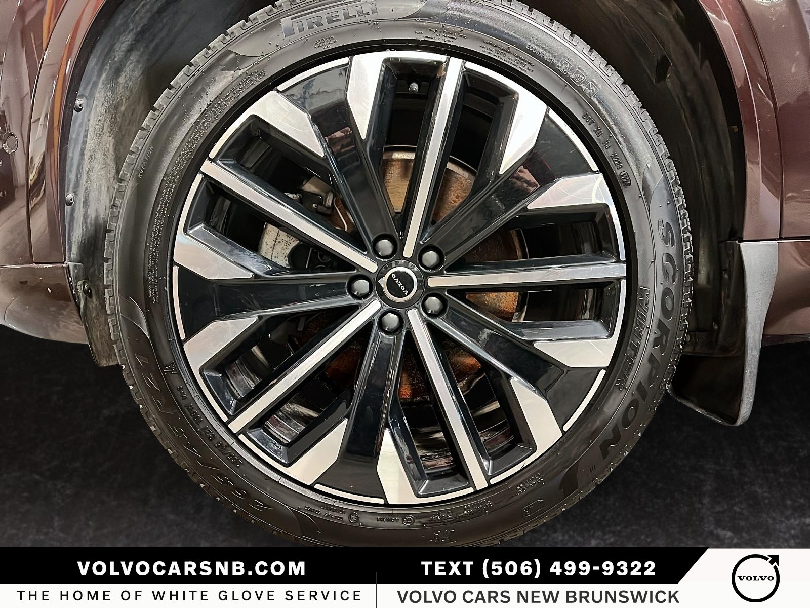 2026 Volvo XC90 B6 Ultra Dark Theme