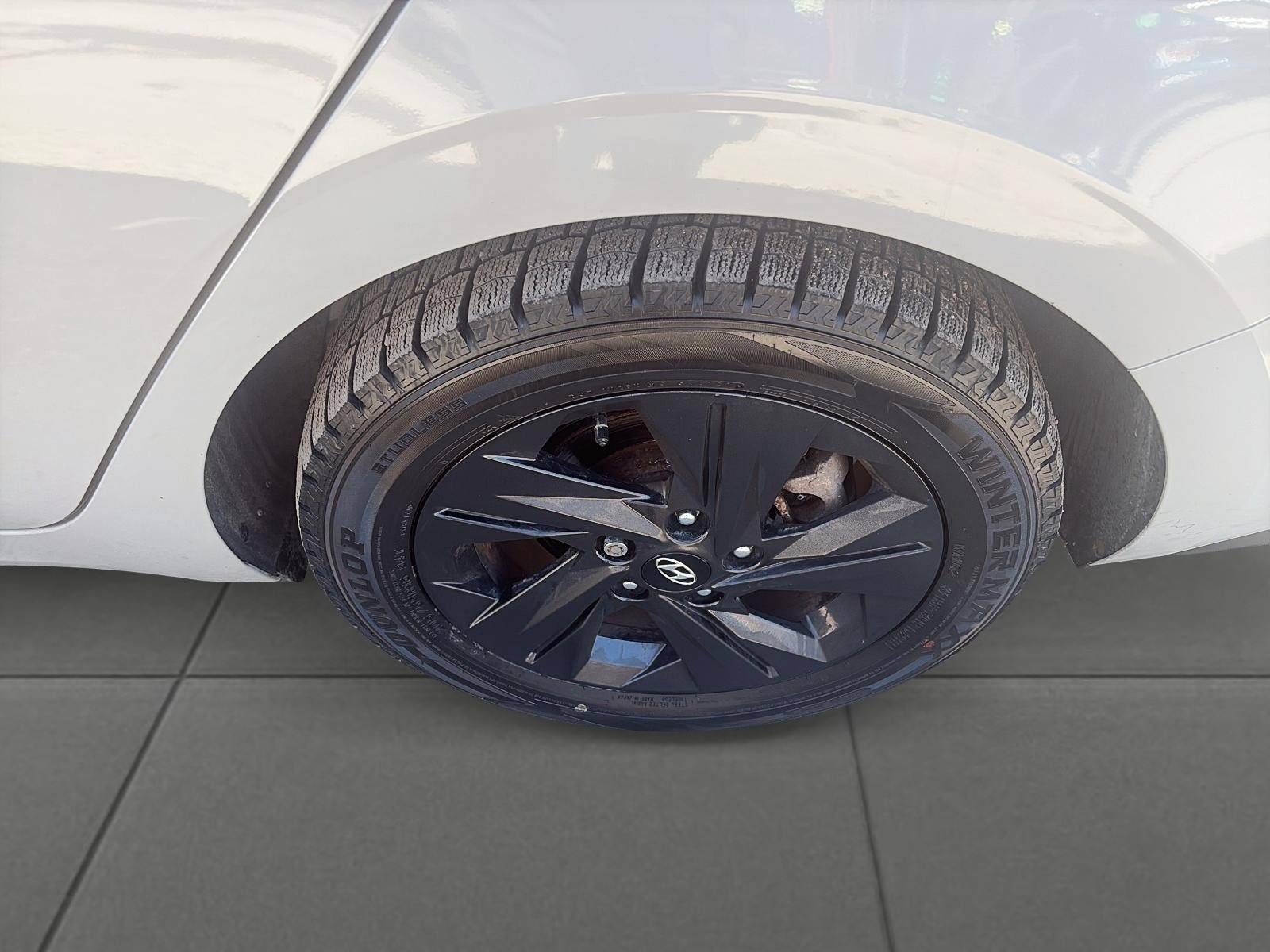 2022 Hyundai Elantra Preferred