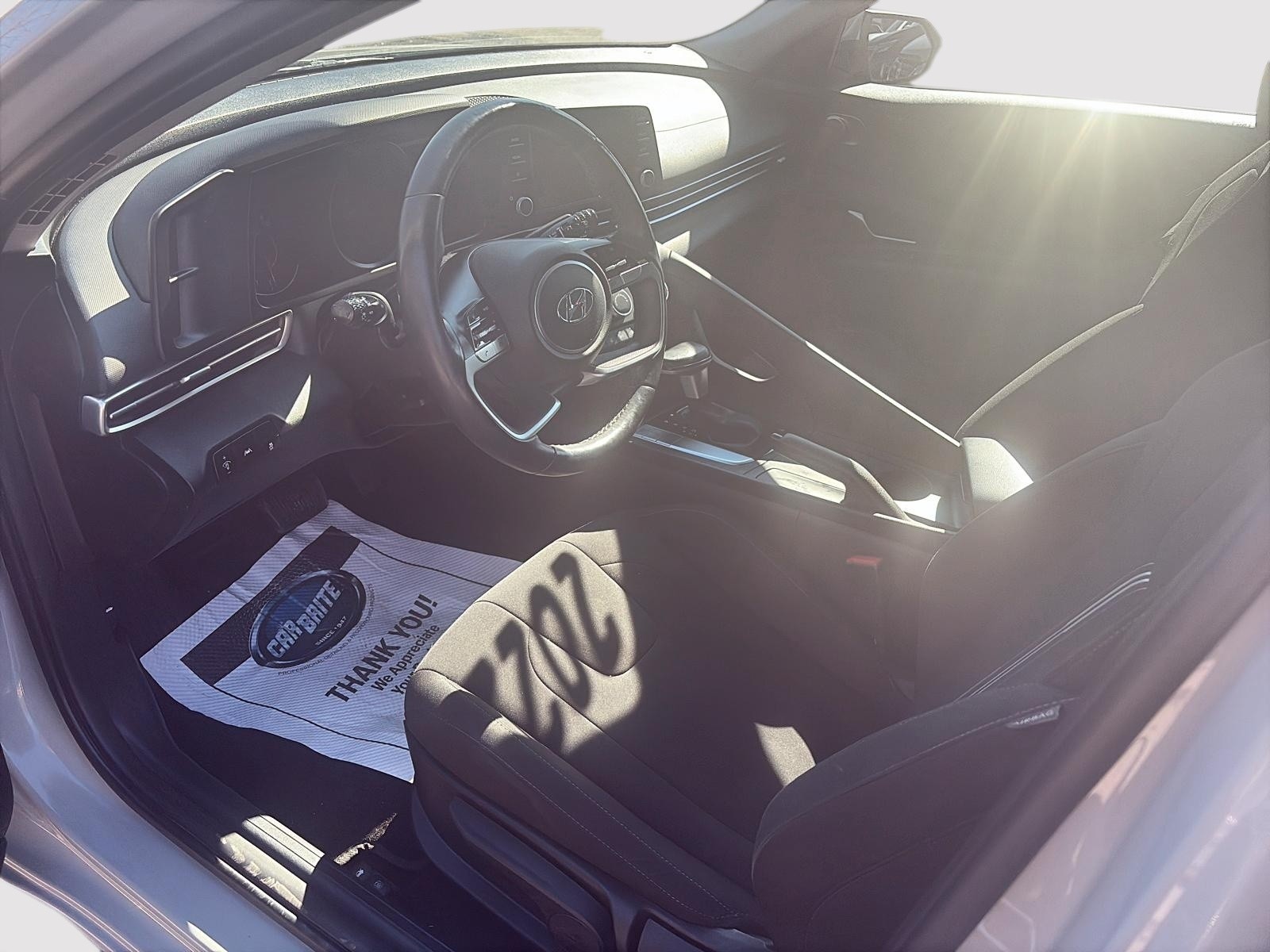 2022 Hyundai Elantra Preferred