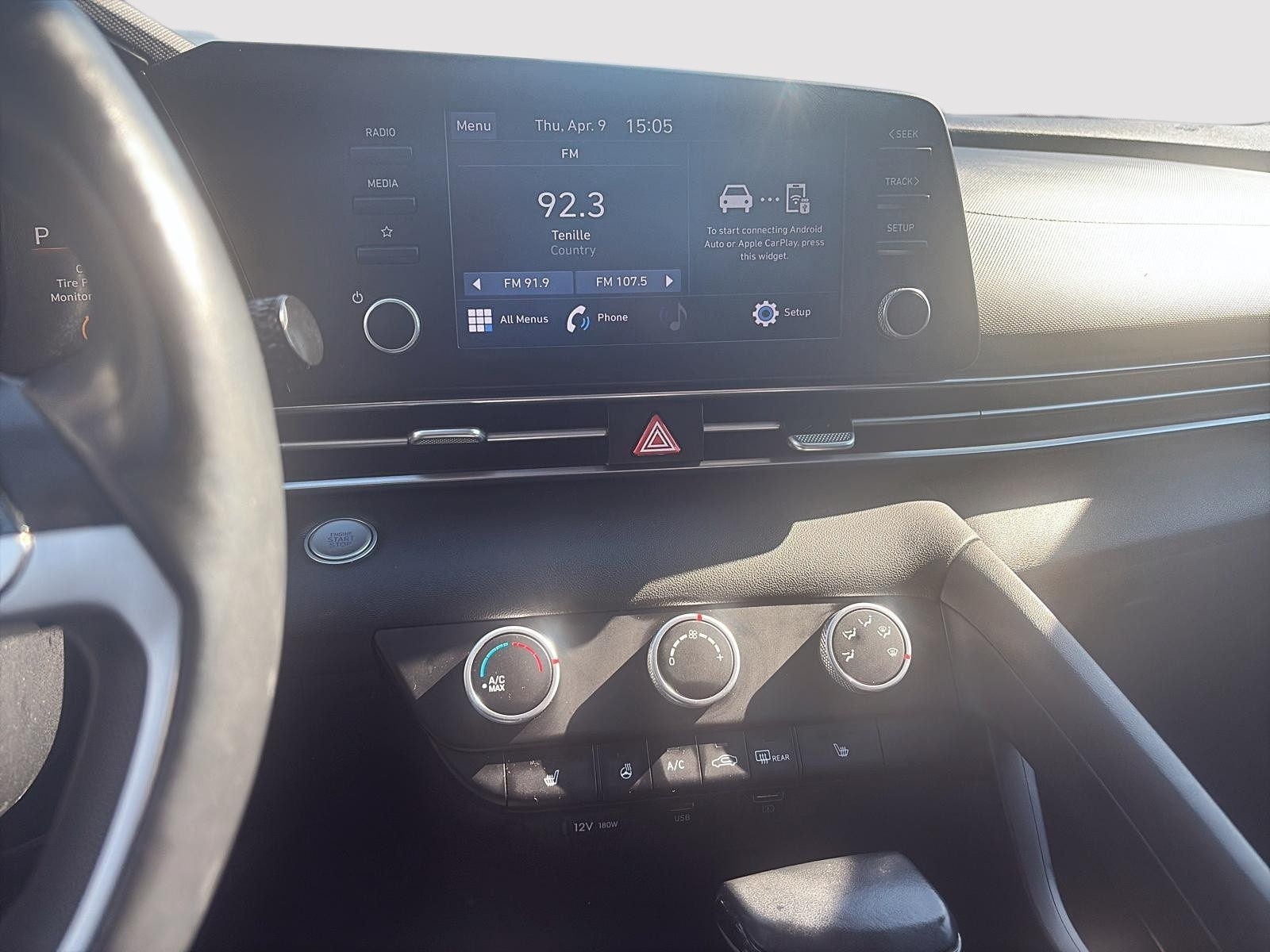 2022 Hyundai Elantra Preferred