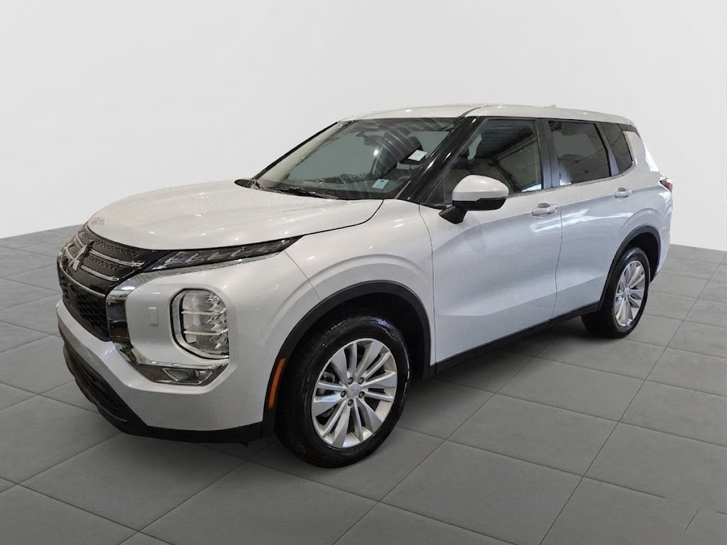 2023 Mitsubishi Outlander SE S-AWC