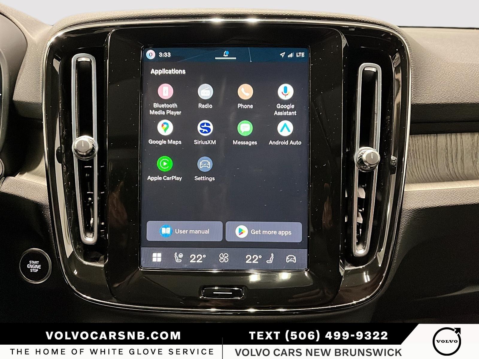 2026 Volvo XC40 B5 Plus Dark Theme