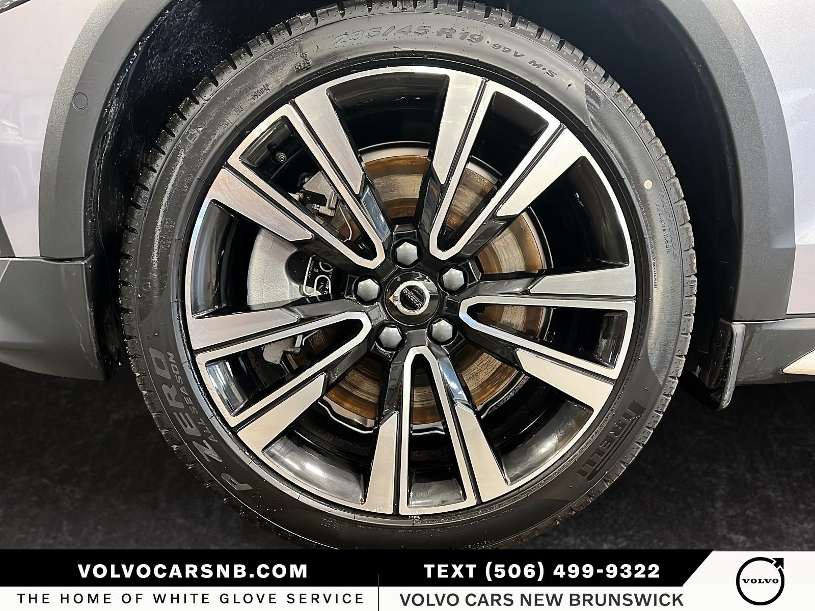 2026 Volvo V60 Cross Country B5 Ultra