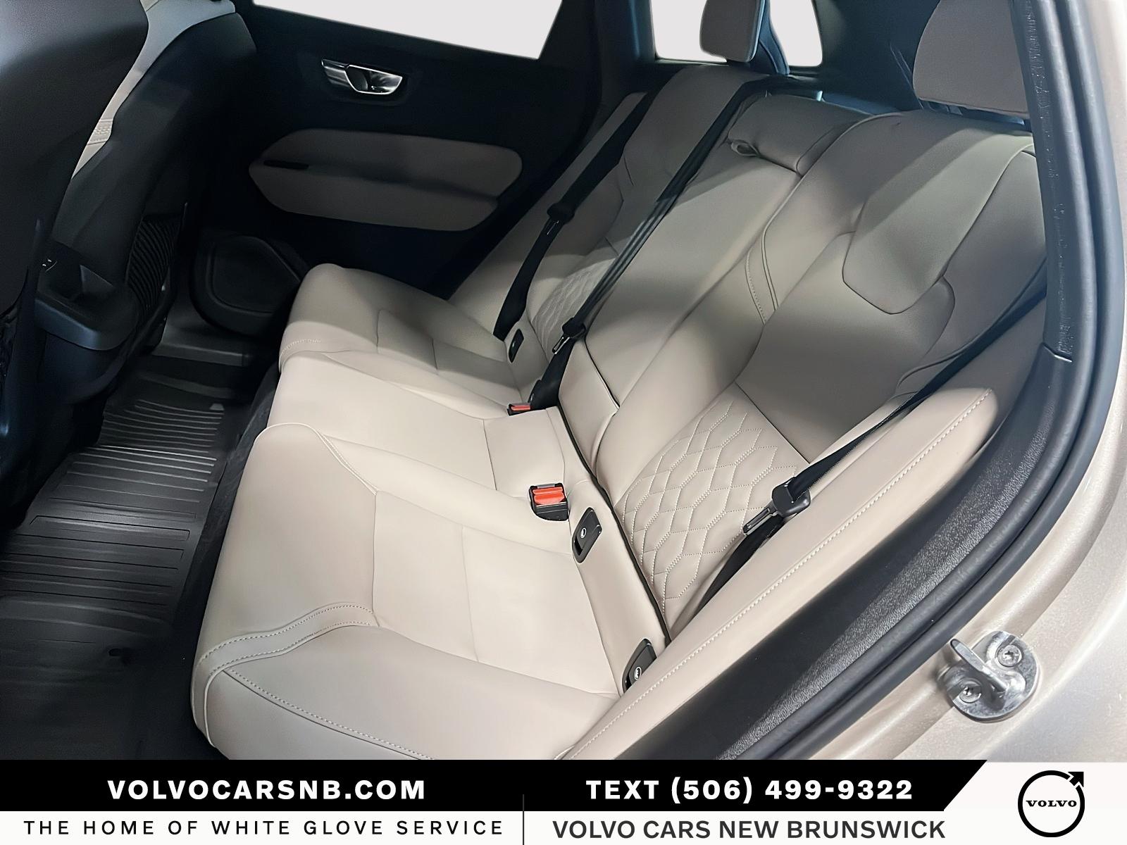 2026 Volvo XC60 B5 Plus Dark Theme