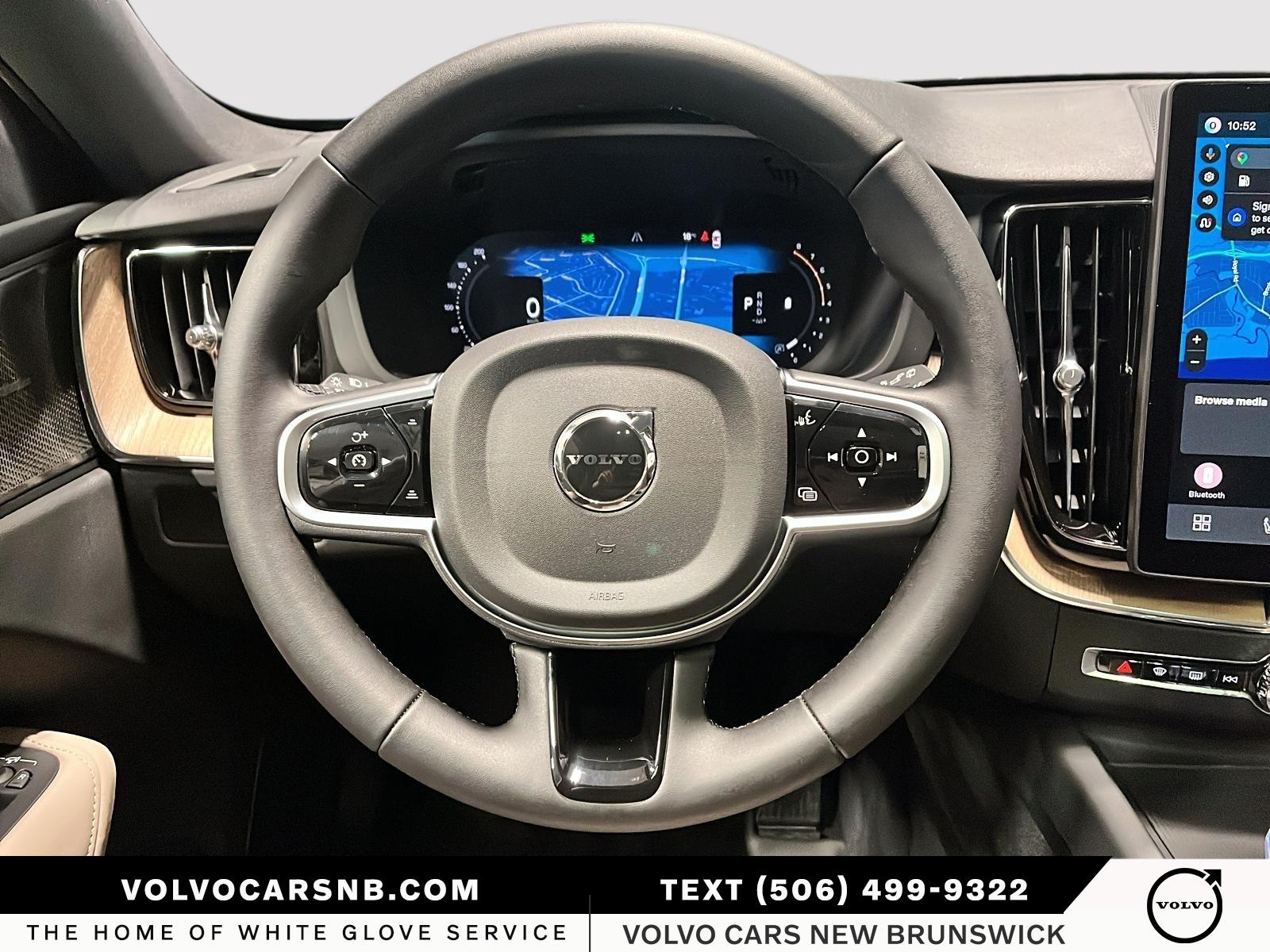 2026 Volvo XC60 B5 Plus Dark Theme
