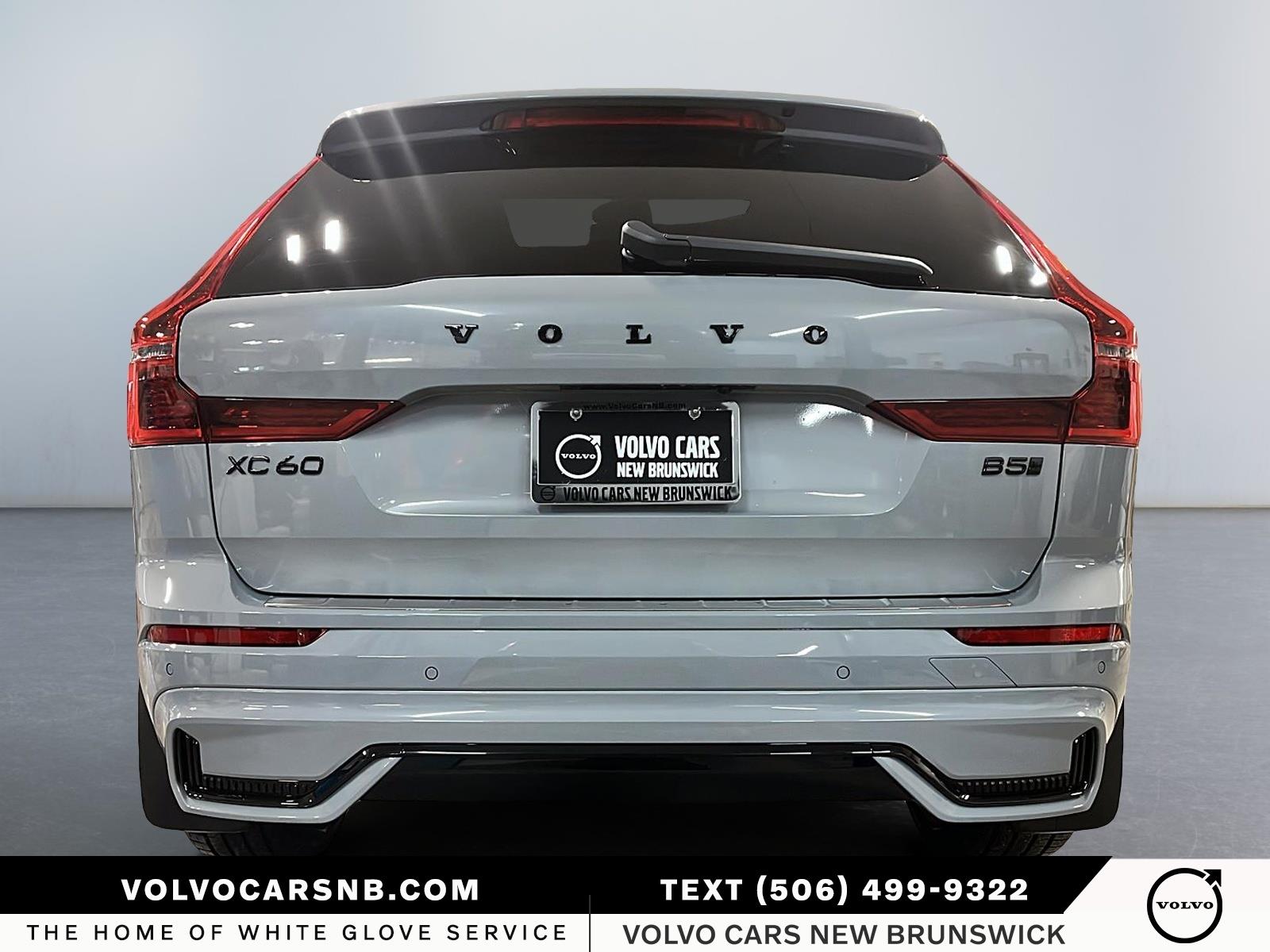 2026 Volvo XC60 B5 Ultra Black Edition