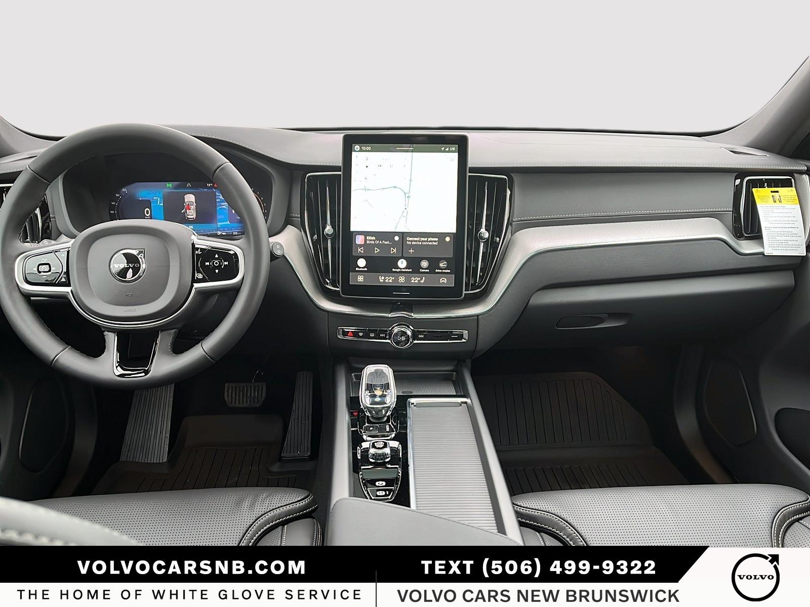 2026 Volvo XC60 B5 Ultra Black Edition